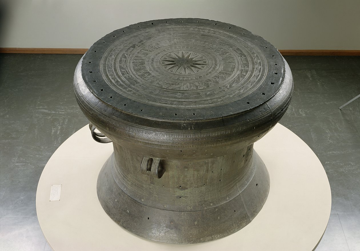 Drum, Dong Son Style, 2nd-1st Century BC by School Vietnamese