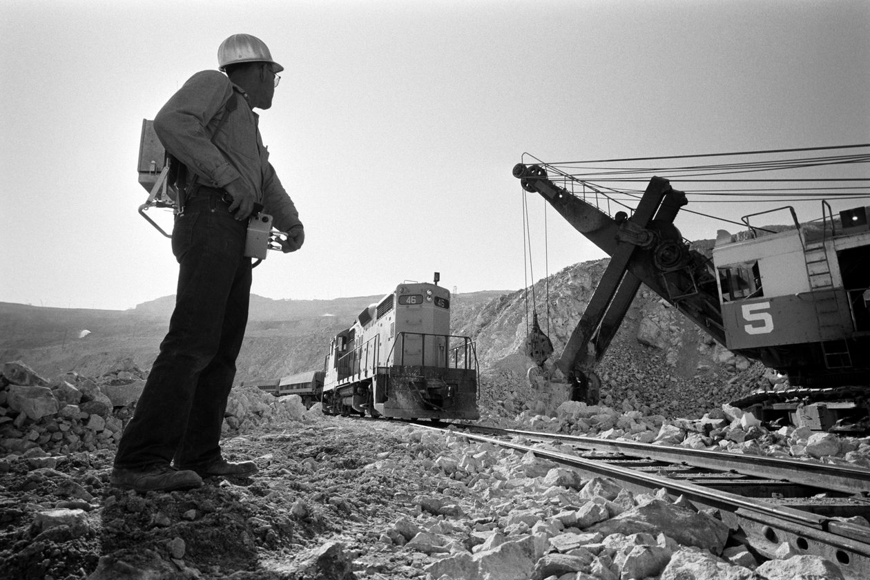 Loading copper ore at Morenci mine with radio control for Phelps Dodge Smelter Douglas Arizona by Ted Spiegel