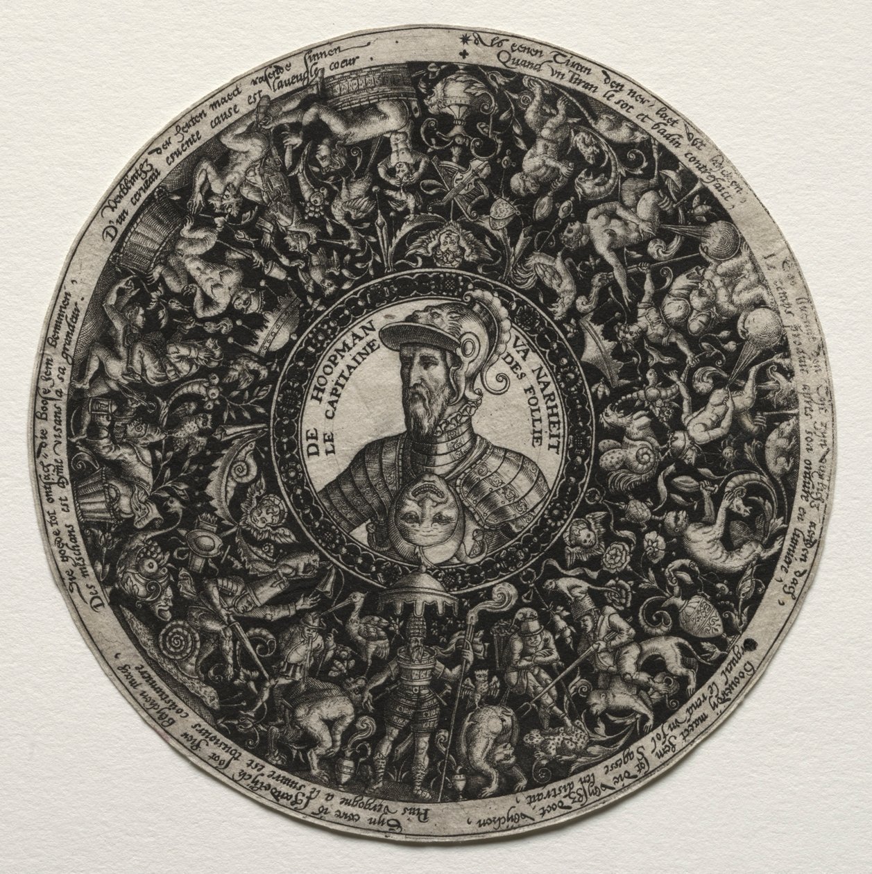 Design for a dish with medallions by Theodore de Bry
