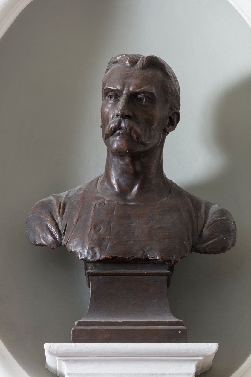Bust of Sir Mervyn Macartney by Thomas Stirling Lee