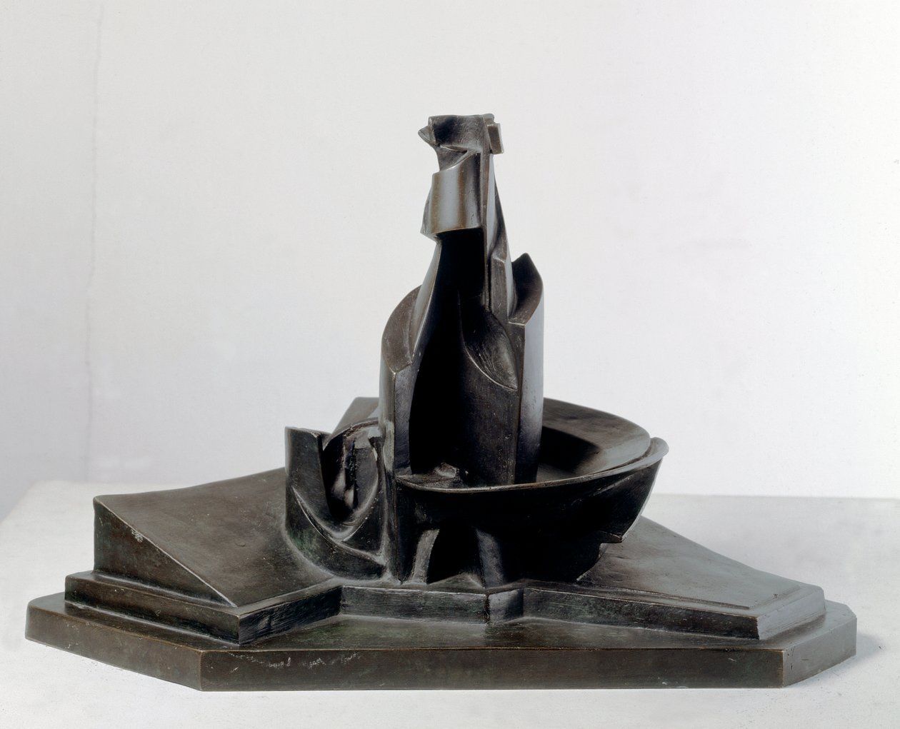 Development of a bottle in space (Linee e forza di una bottiglia) Bronze sculpture by Umberto Boccioni (1882-1916) 1912 Dim: 38.1 cm Milan, Museo del Novecento by Umberto Boccioni