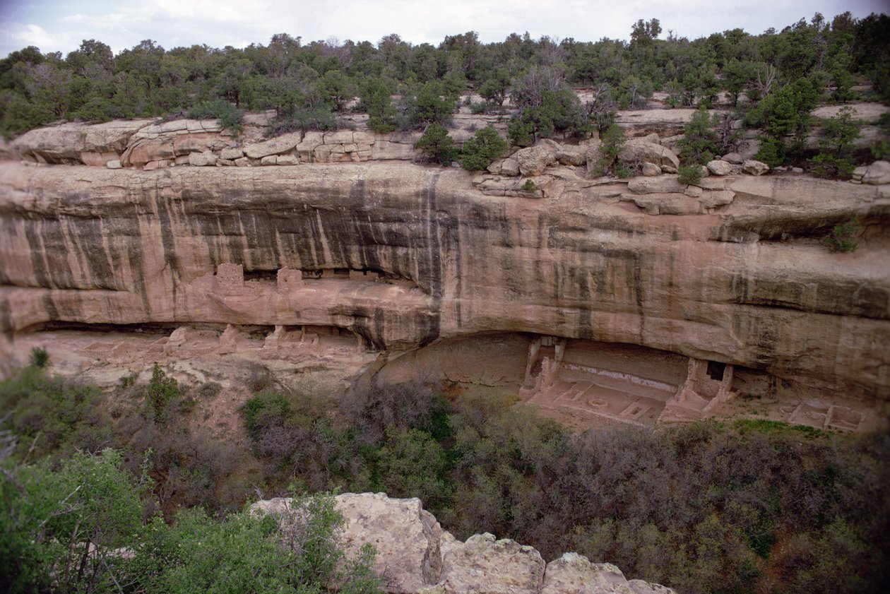 Remains of Pueblo Indian Cliff Dwellings, built 11th-14th century by Unbekannt Unbekannt