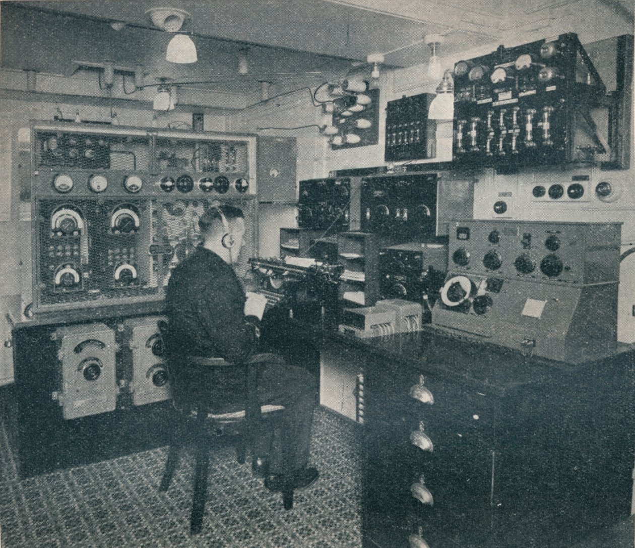 A Marconi wireless operator receiving wireless messages as the Empress of Britain crosses the Atlantic by Unbekannt