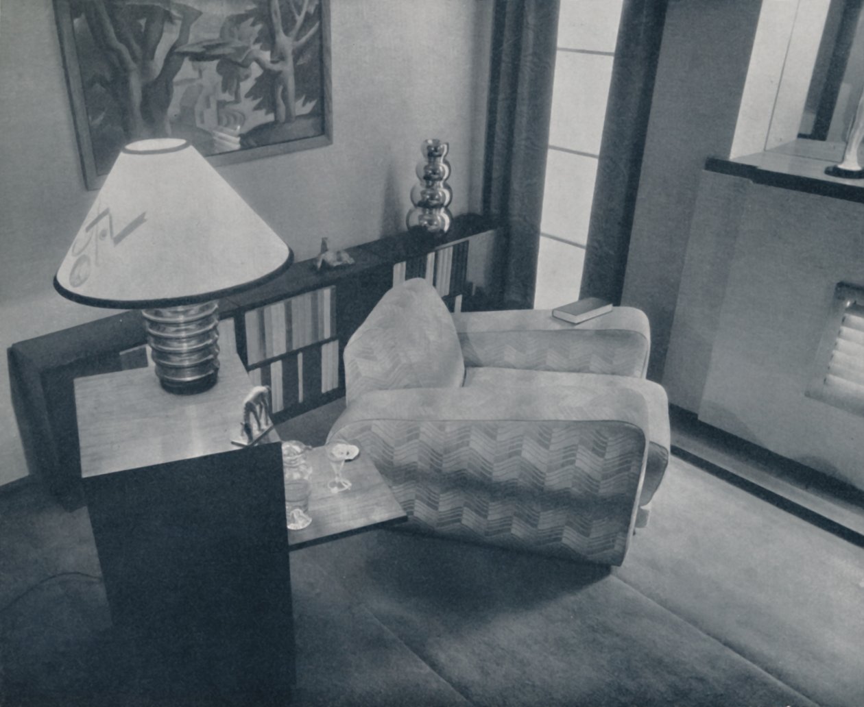 A Small Room Designed and Furnished by Michael Dawn, Bedford, England by Unbekannt