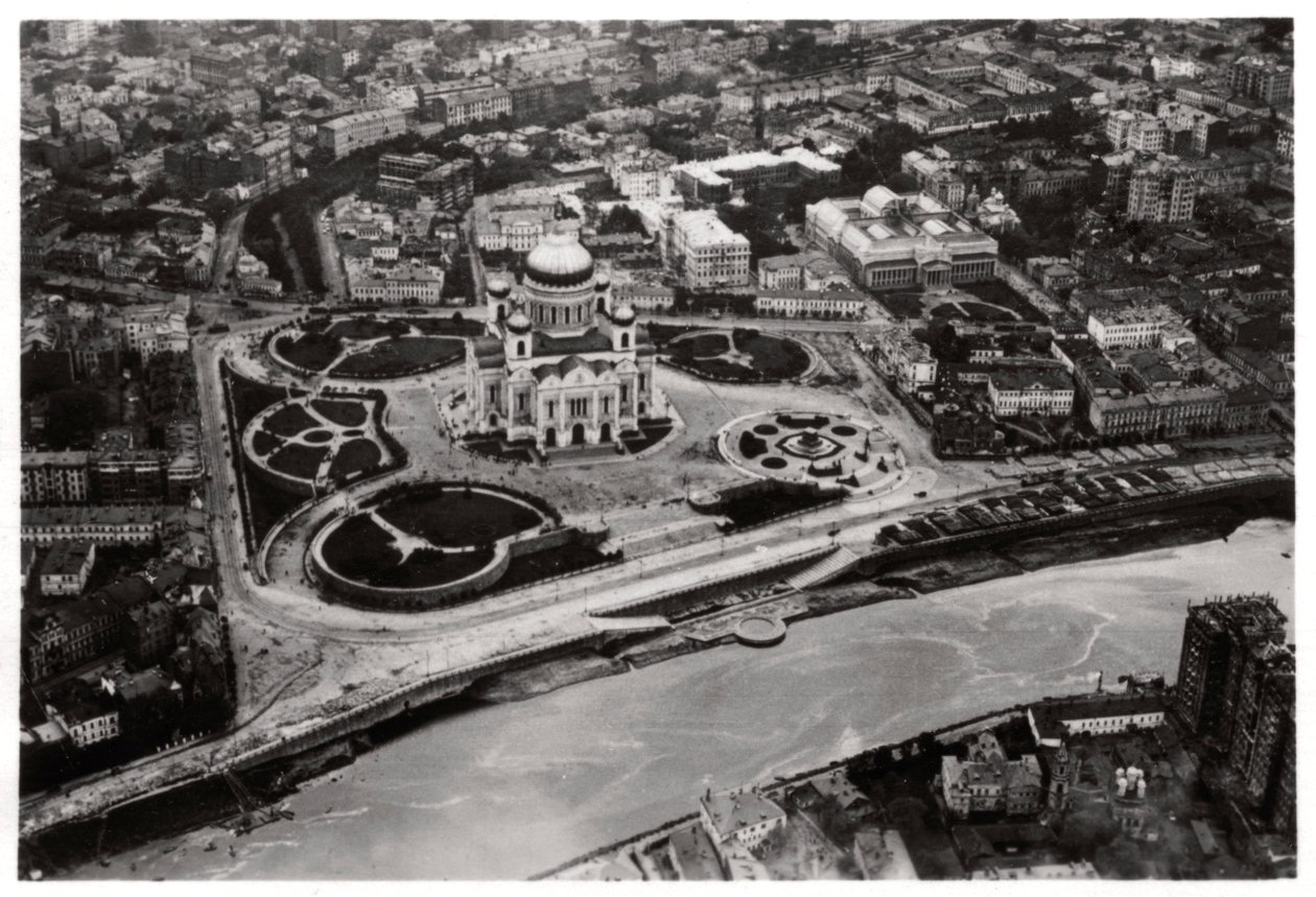 Aerial View of the Cathedral of Christ the Saviour, Moscow, USSR, from a Zeppelin by Unbekannt