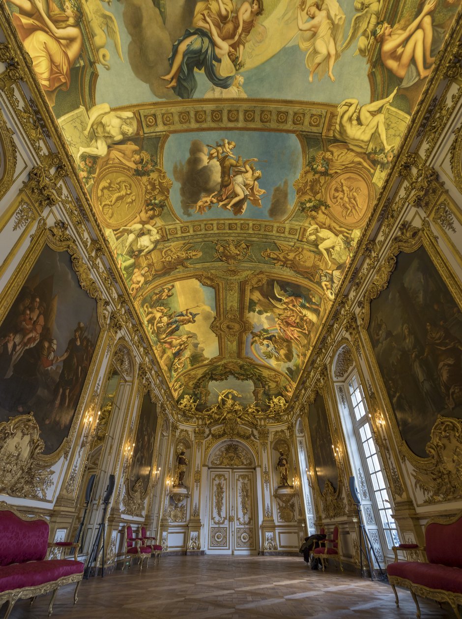 Allegory of the Sun (vault painting) by Francois Perrier by Unbekannt