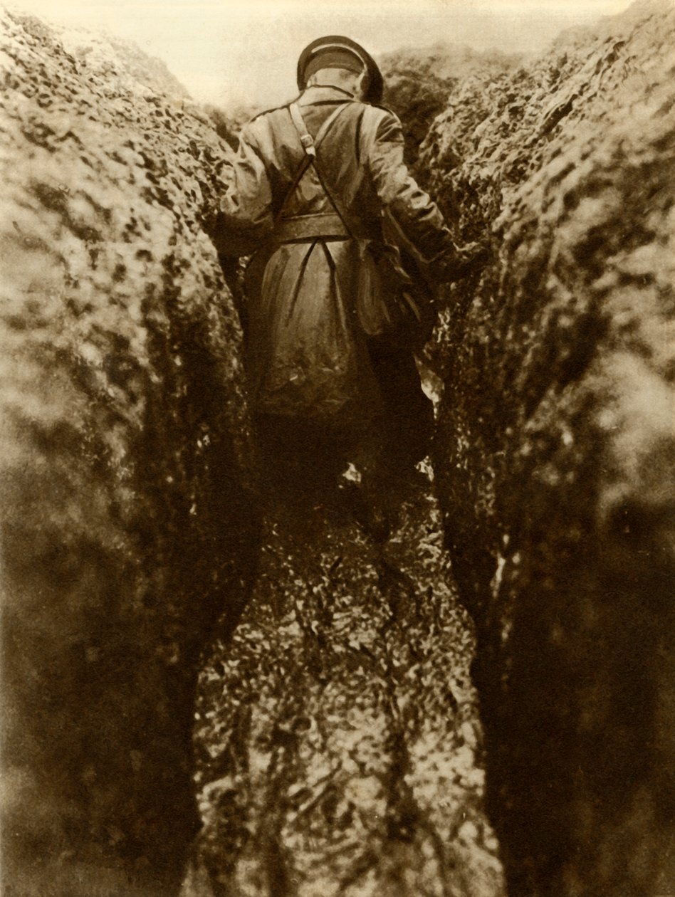 An Officer in the Trenches, France, First World War, 1916 by Unbekannt