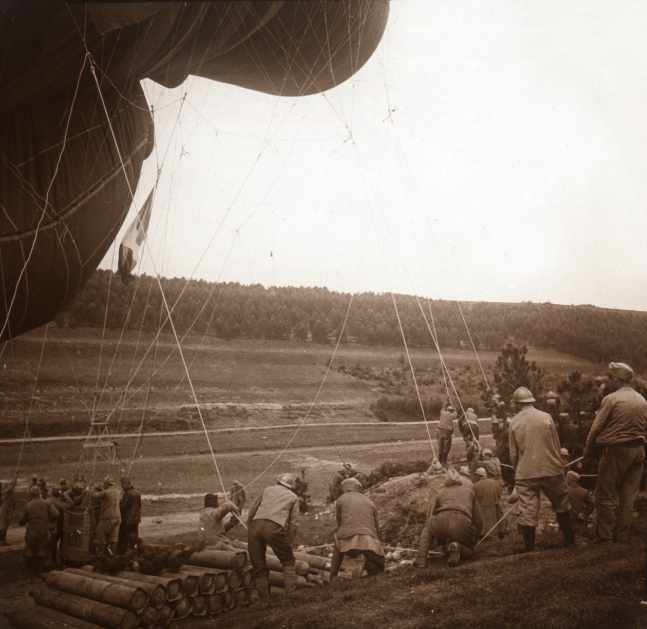 Barrage Balloon, Genicourt, Northern France, c1914-c1918 by Unbekannt