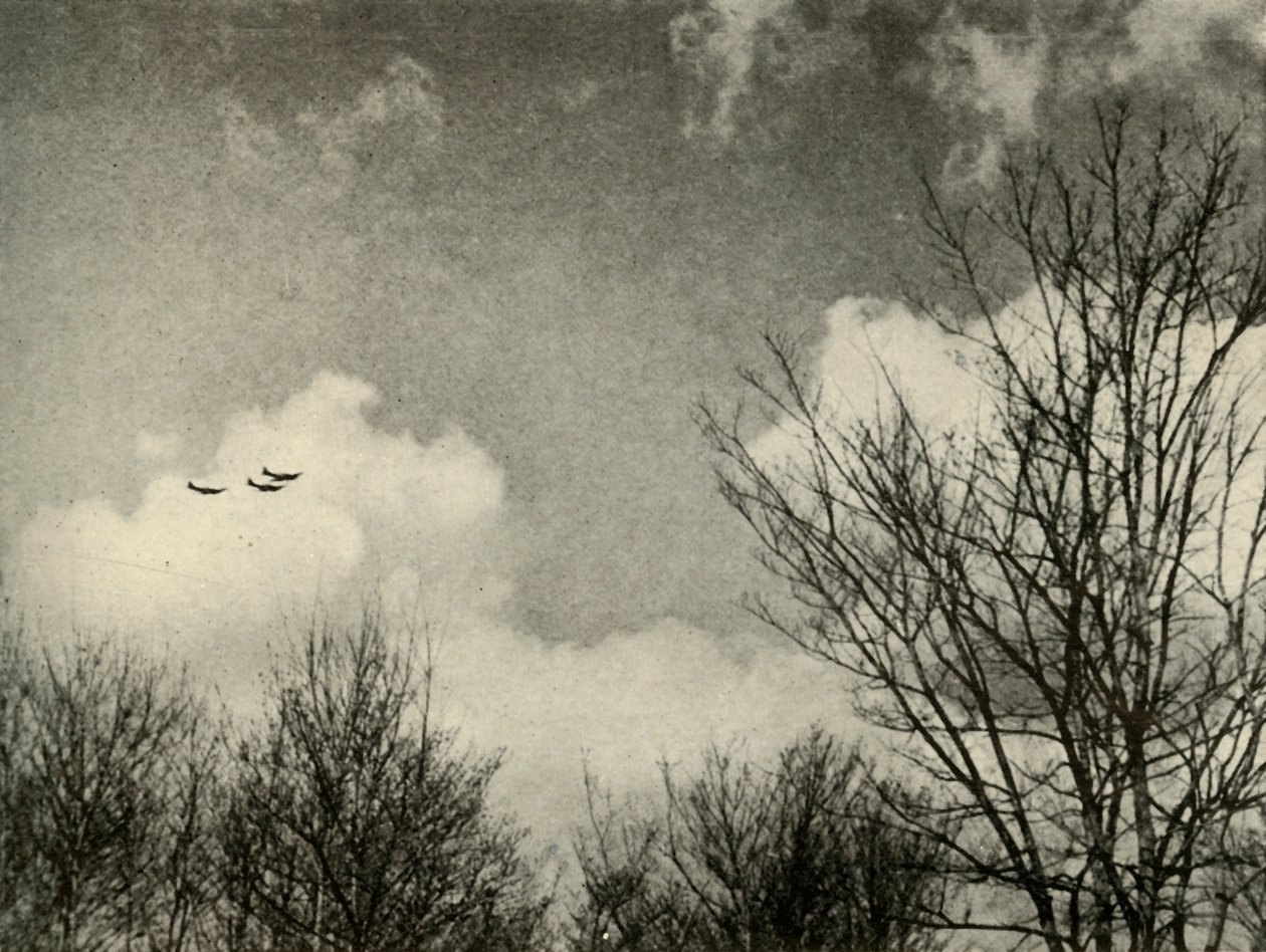 Battles Setting Out on a Job During the Blitz, 1939-1940 by Unbekannt