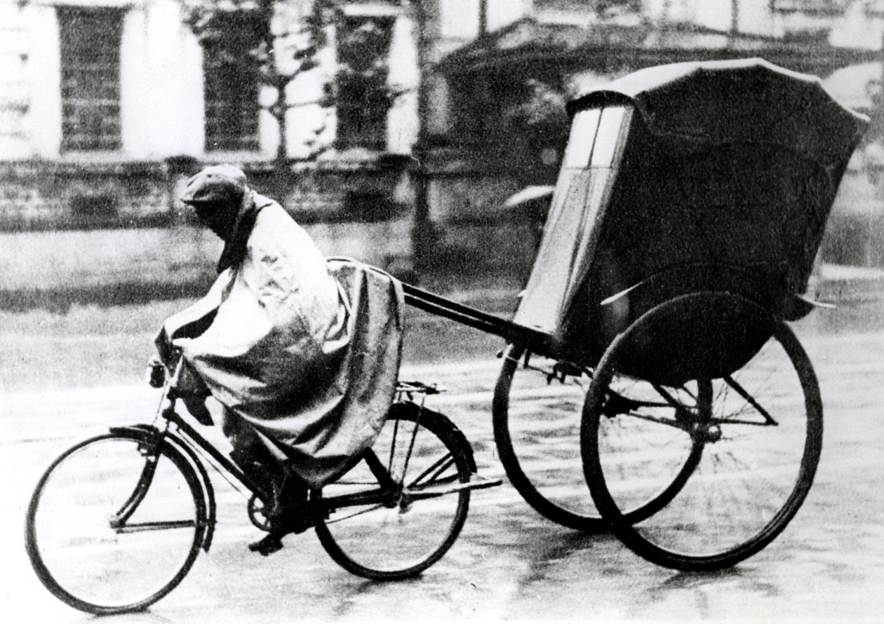 Bicycle taxi, German-occupied Paris by Unbekannt