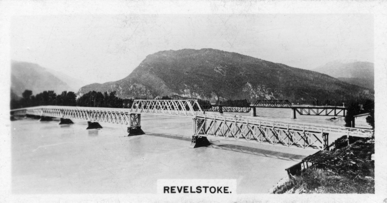 Bridge over the Columbia River, Revelstoke, British Columbia, Canada by Unbekannt