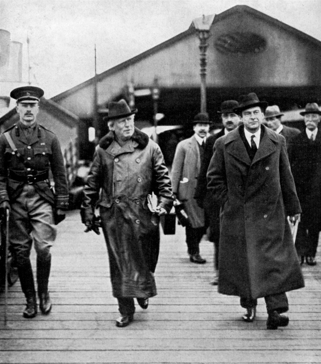 British Prime Minister Herbert Asquith visiting Ireland, 1914 by Unbekannt
