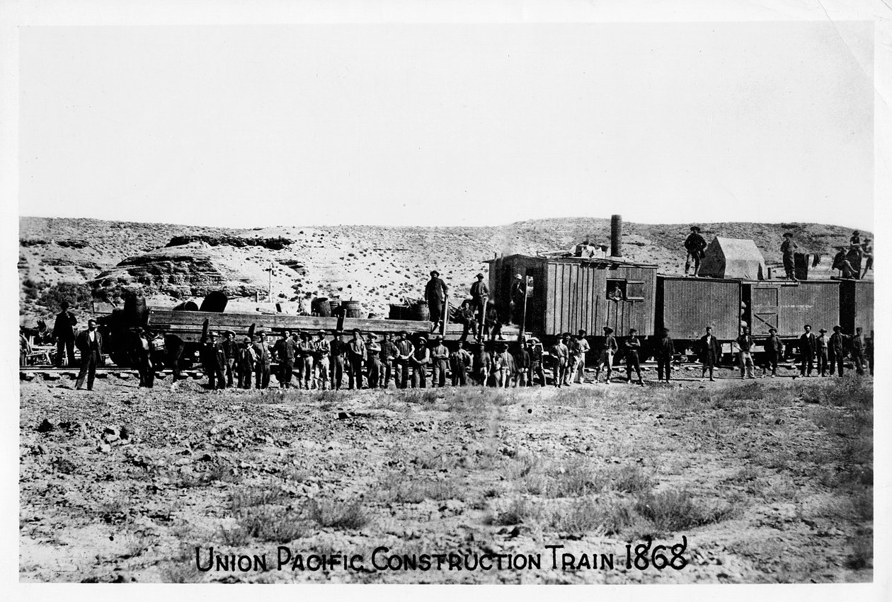 Construction Train on the Union Pacific Railroad, USA by Unbekannt