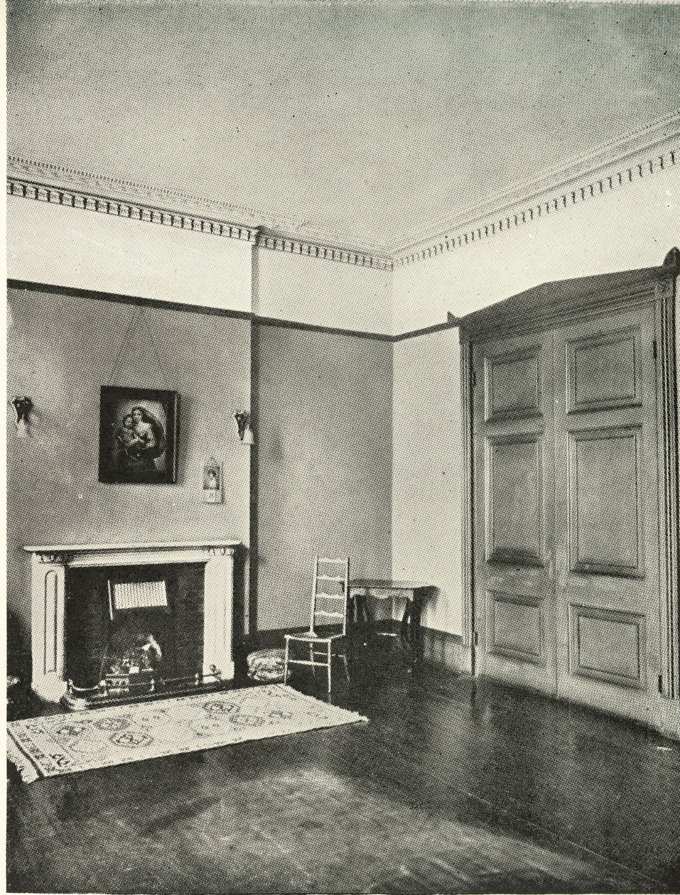 Contrasted Interiors: Regency - Mecklenburgh Square, Bloomsbury, 1938 by Unbekannt