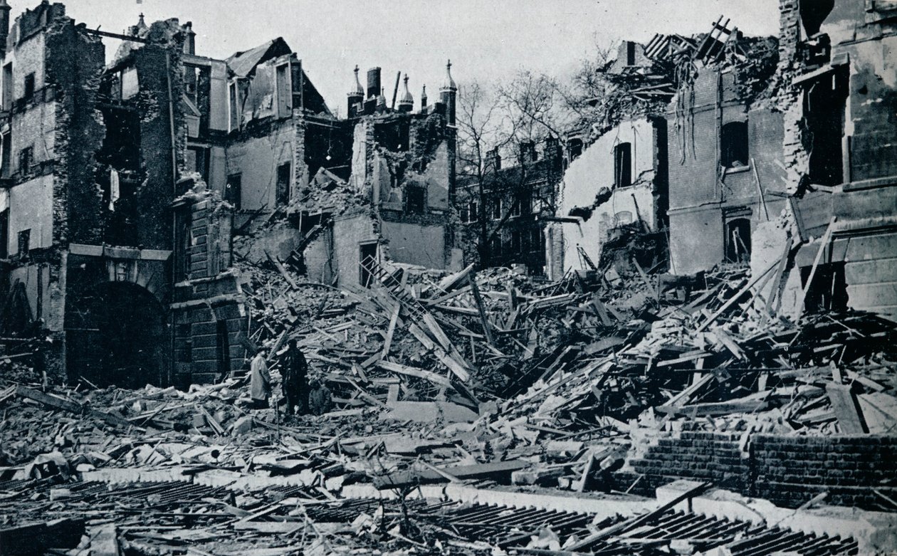 Devastated buildings, from the inner Temple garden, 1941 by Unbekannt