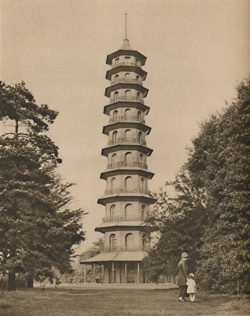 Eighteenth Century Version of a Pagoda in Kew Gardens, 1935 by Unbekannt