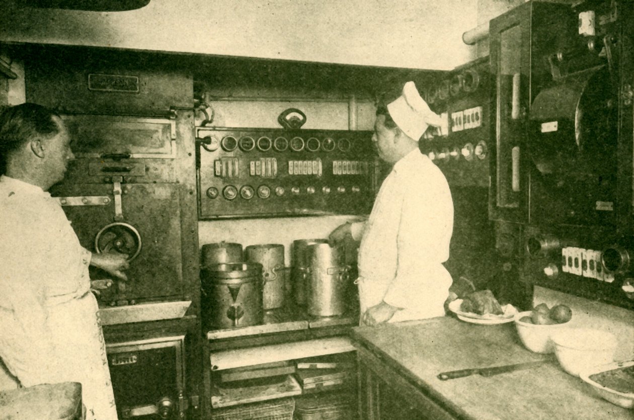 Electrically Equipped Train Kitchen, London and North Eastern Railway, 1930 by Unbekannt