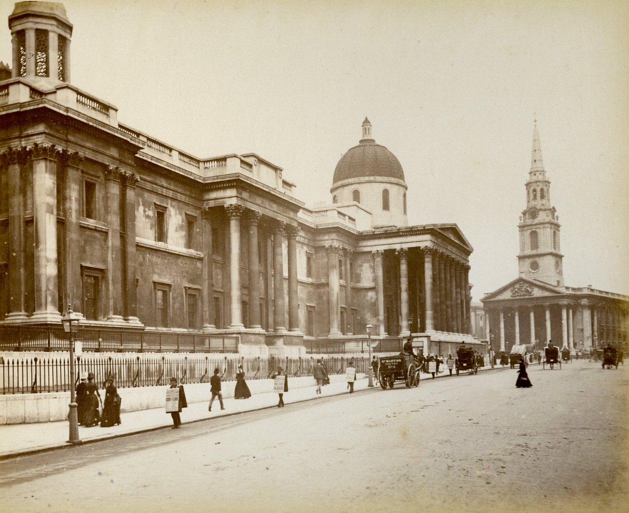 Exterior of the National Gallery, London by Unbekannt