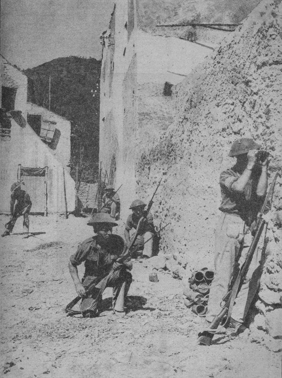 Fifth Army Patrol, 1943-44 by Unbekannt
