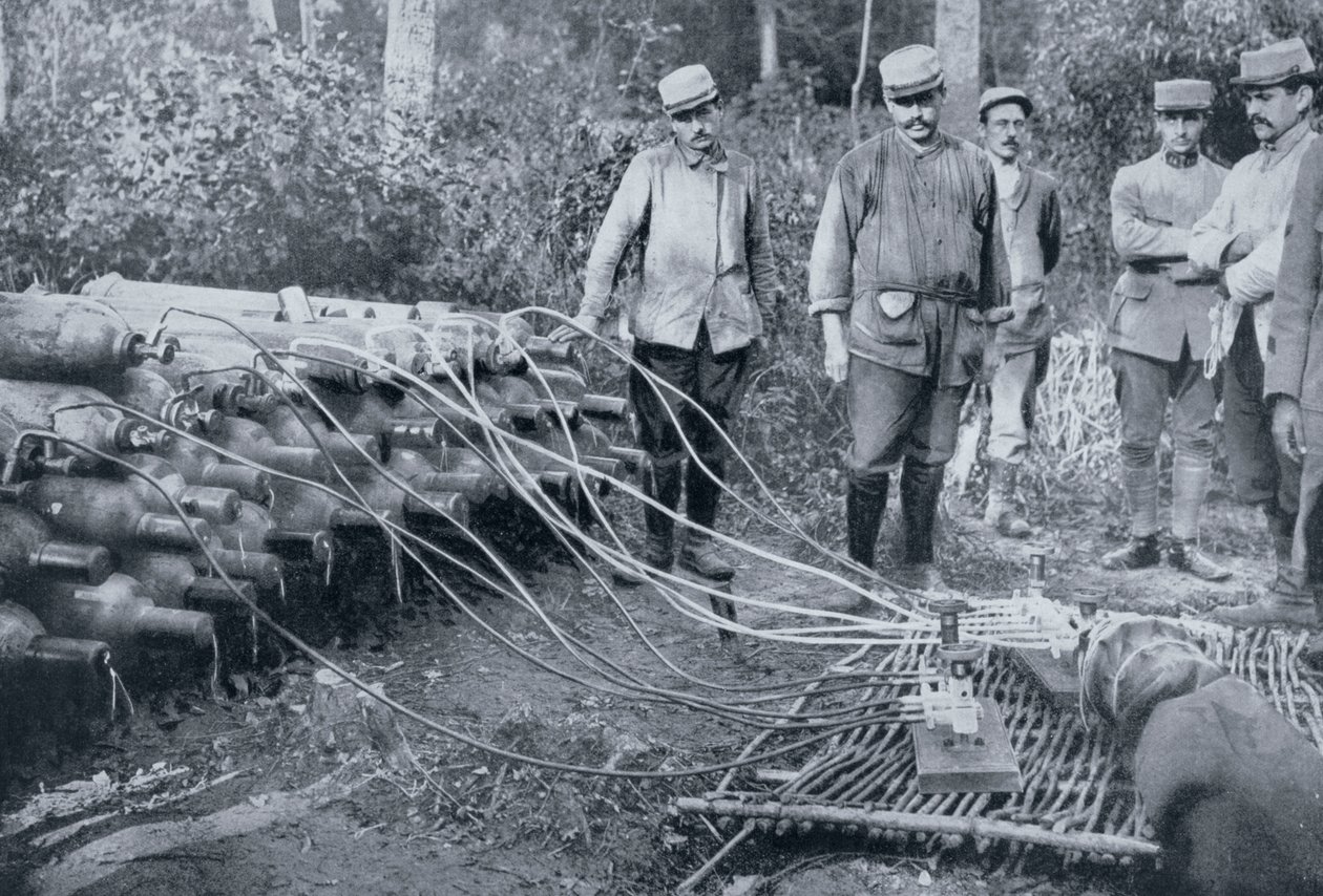 French Soldiers with Gas Cylinders, World War I, 1915 by Unbekannt