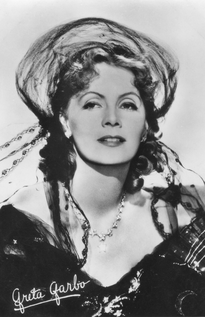 Actress Garbo 60 Photos - Moonagedaydream.film
