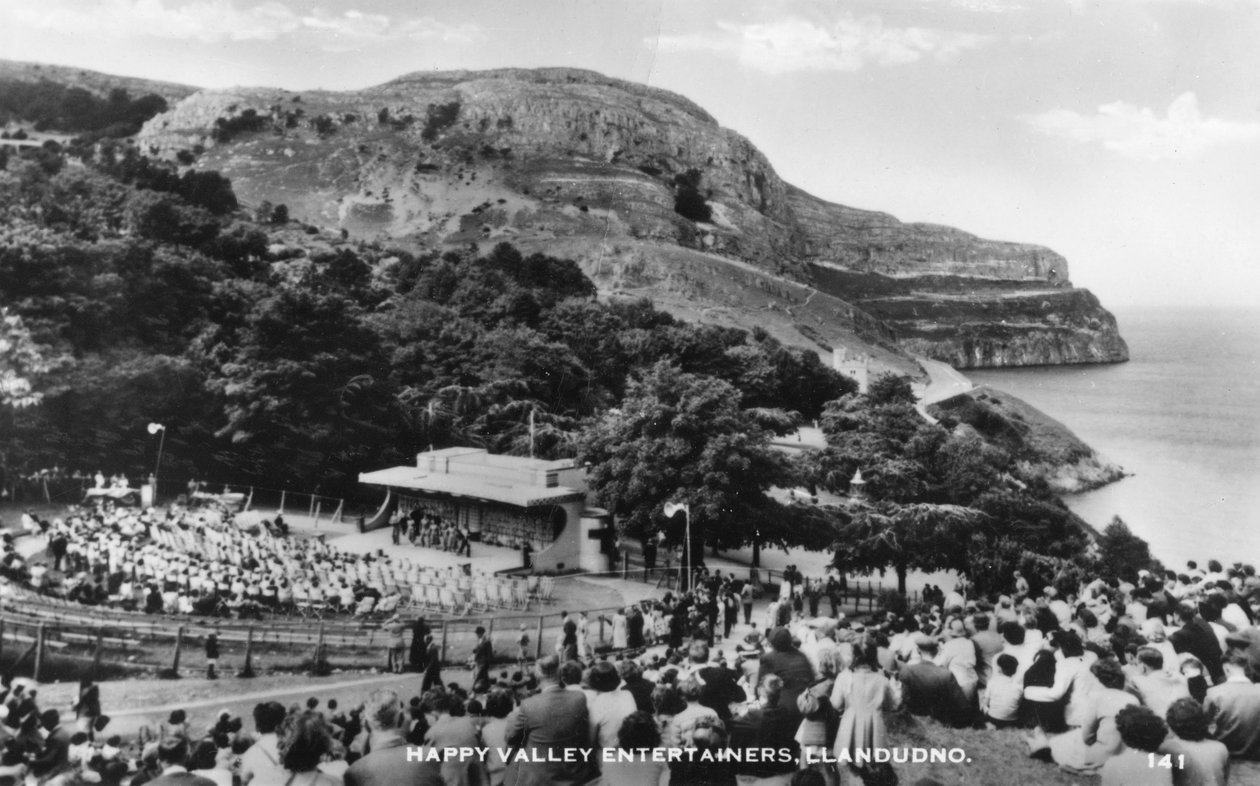 Happy Valley Entertainers, Llandudno, 20th century by Unbekannt