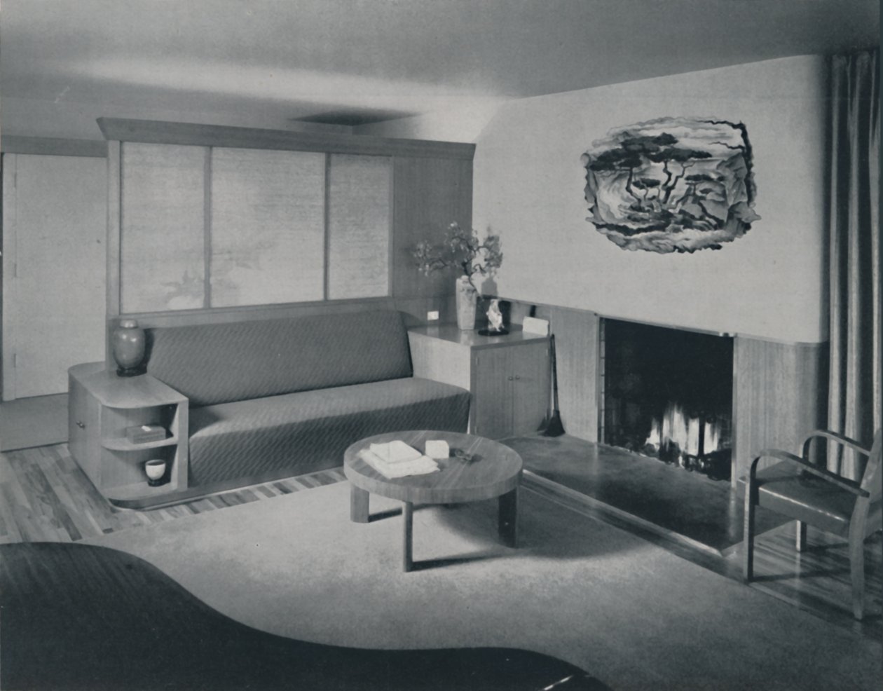 House at Pomona, California - the living room from the other side of the partition by Unbekannt