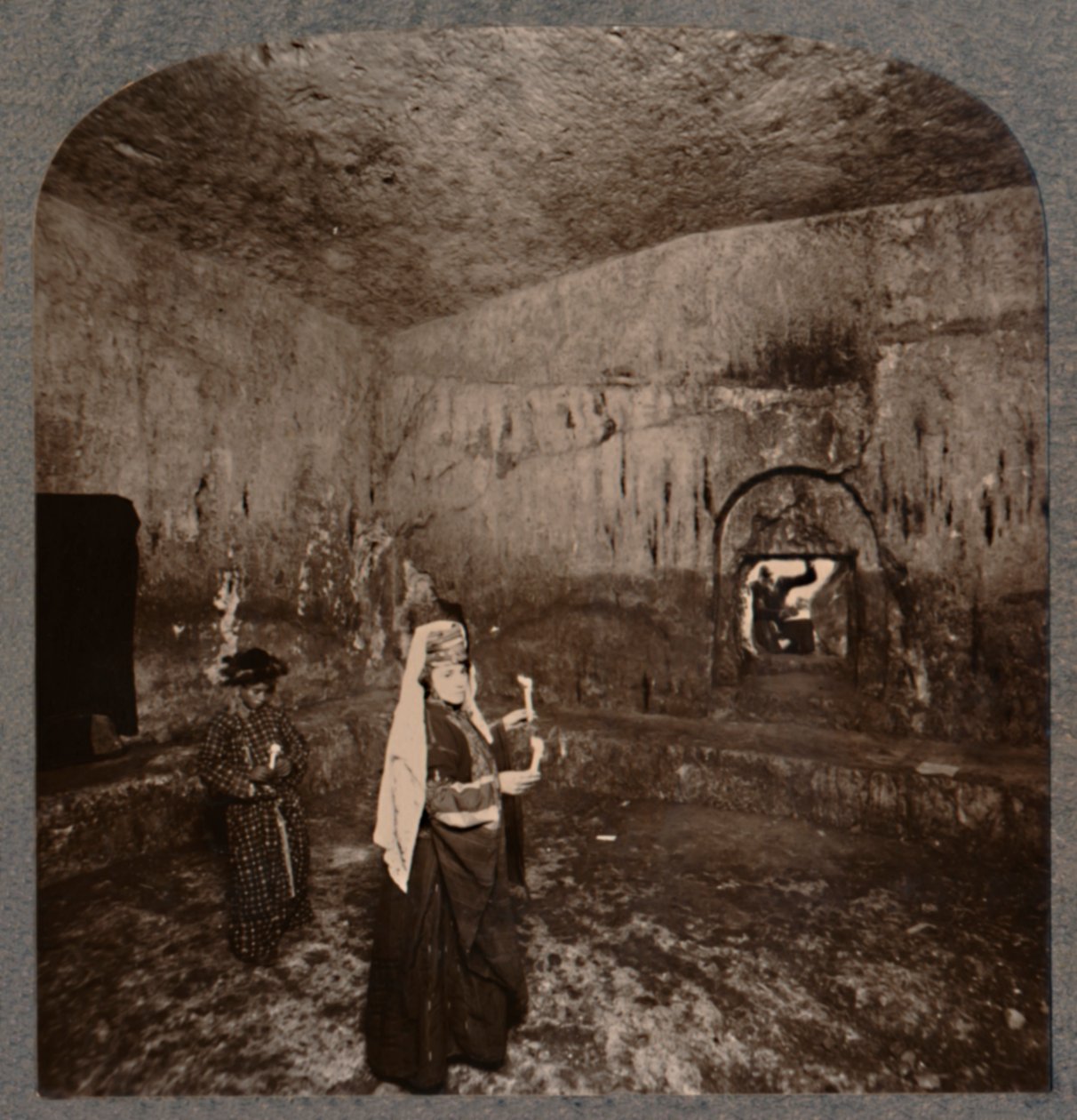 Interior of the Tombs of the Kings on the road to Nablus by Unbekannt