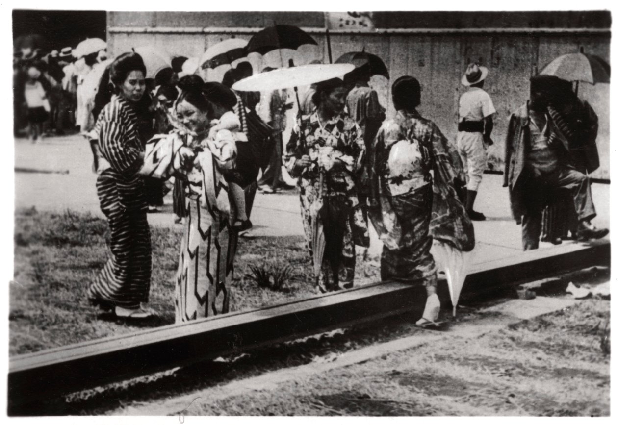 Japanese Women by the Zeppelin Hangar, Kasumigaura, Japan by Unbekannt