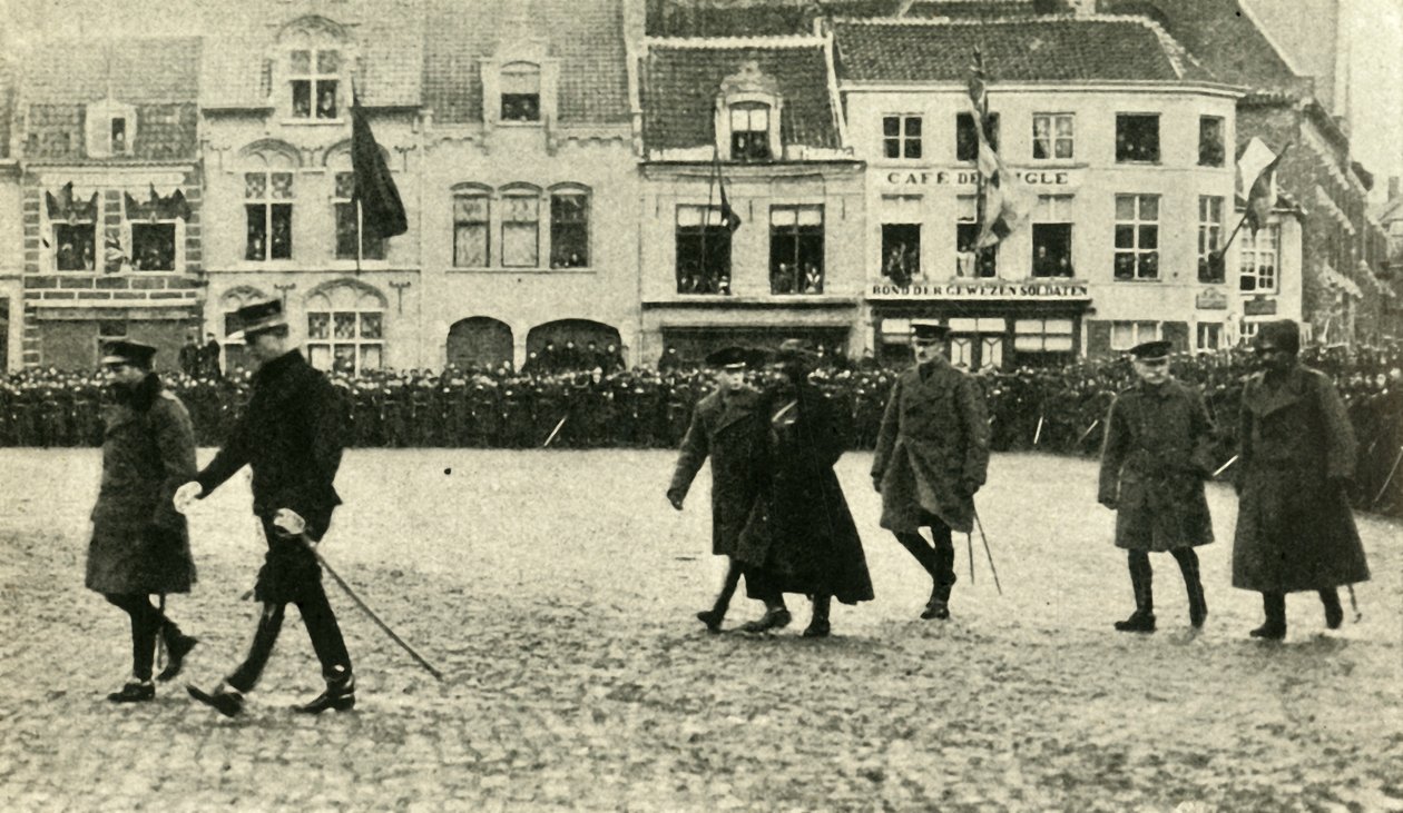 King George V at Furnes, Belgium, First World War, 4 December 1914 by Unbekannt
