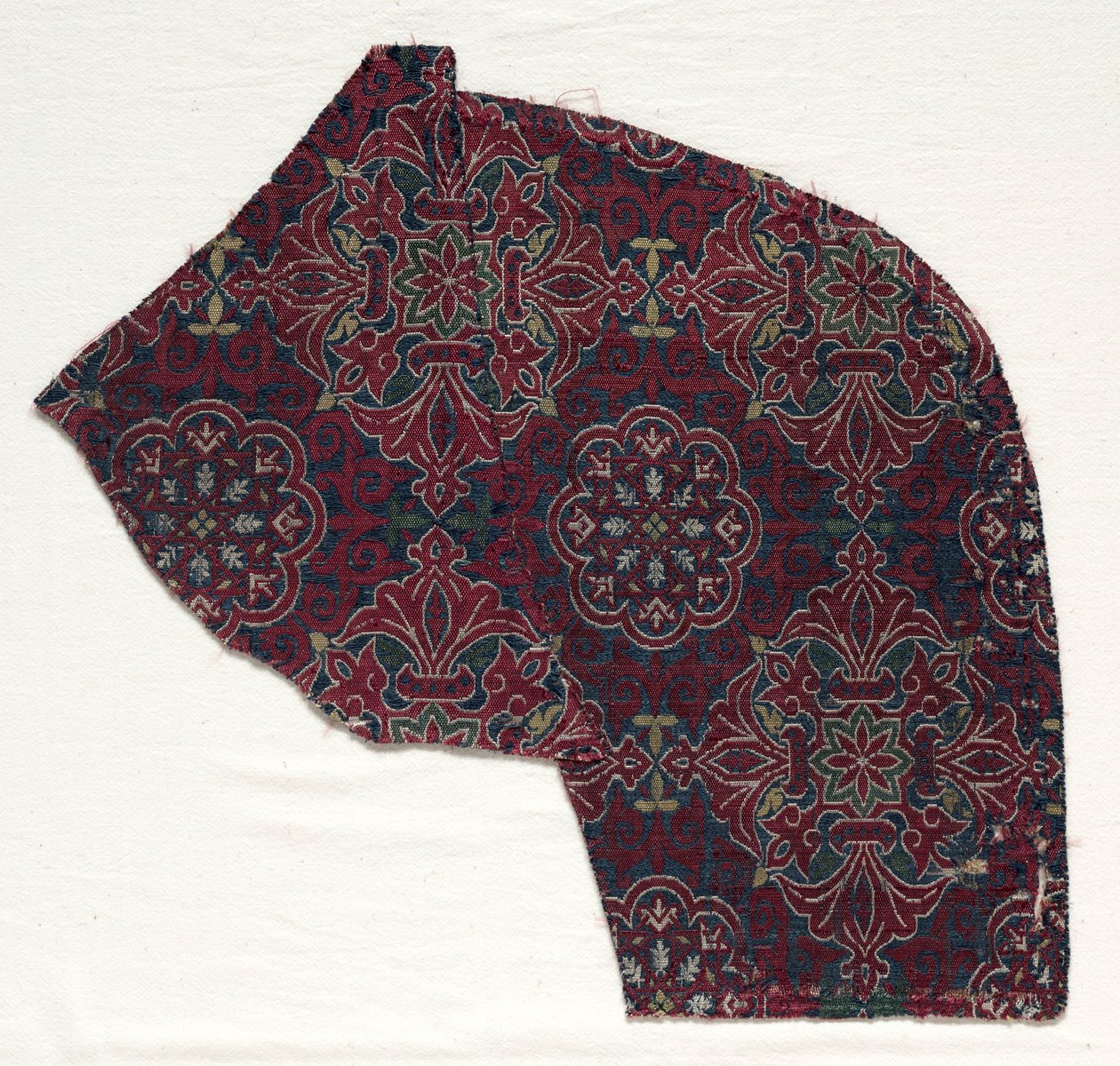 Lampas Fragment with Foliate Medallions by Unbekannt