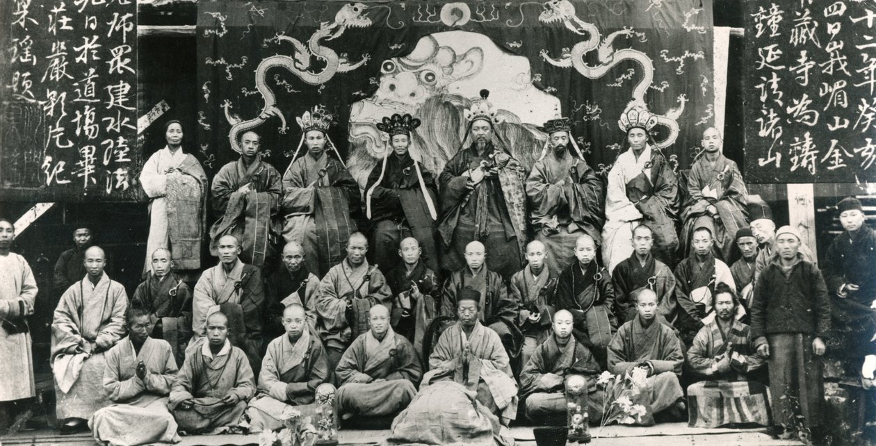 Meeting of Buddhist Monastery Superiors in China, late nineteenth century by Unbekannt