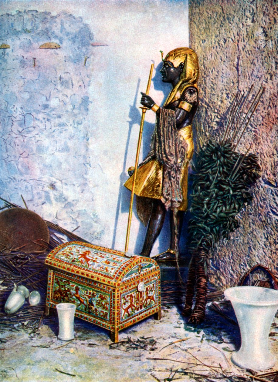 Painted clothes chest, which lies at the foot of Tutankhamen