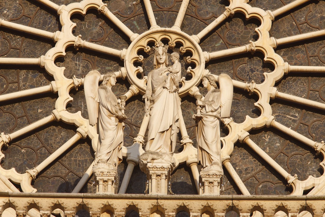 Paris Notre Dame Cathedral west wing: Virgin and Child and Angels, Paris, France by Unbekannt