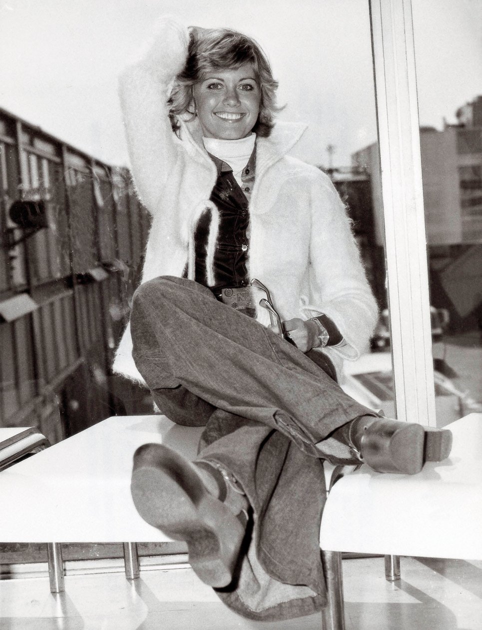 Portrait of the Australian Singer and Comedian Olivia Newton John, London, 23/05/1975 by Unbekannt