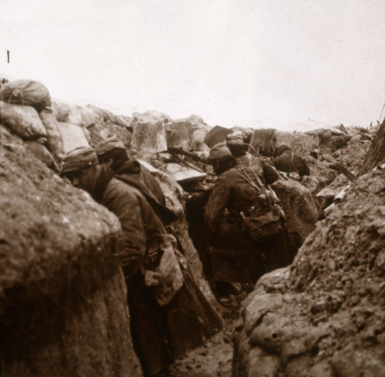 Preparing for Attack, Arne, Northern France by Unbekannt
