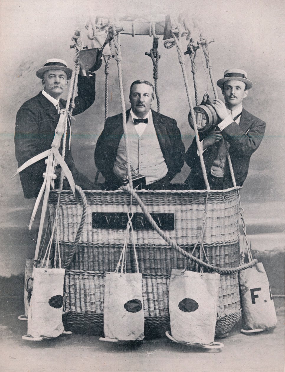 Professor Huntingdon, Mr. Frank Hedges Butler, and the Hon. C. S. Rolls, 1906 by Unbekannt