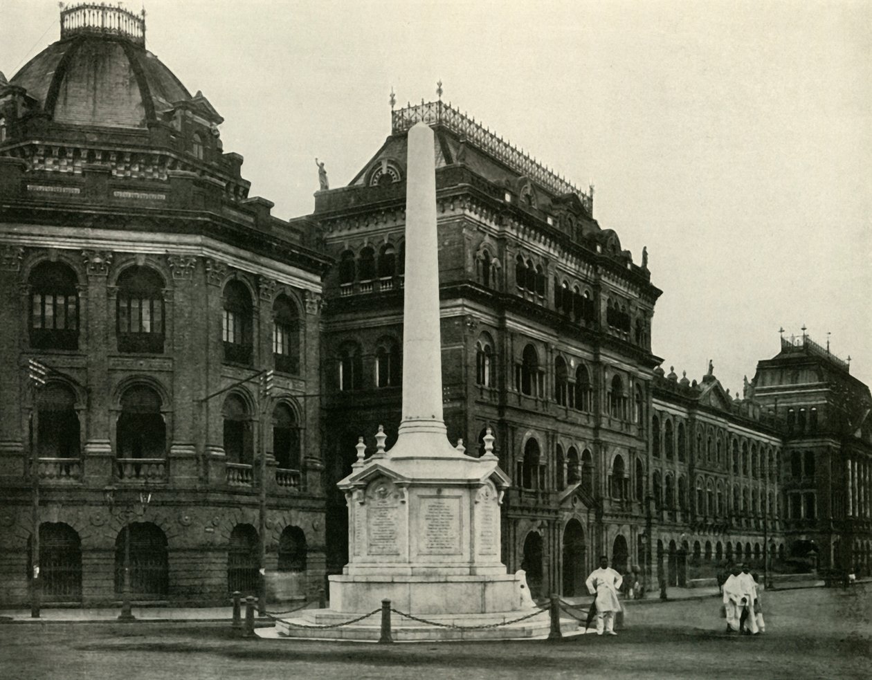 Replica of the Holwell Monument Erected by Lord Curzon by Unbekannt