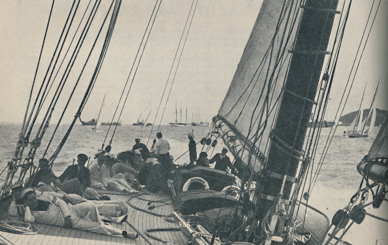 The largest British racing yachts compete during Cowes Week, 1937 by Unbekannt