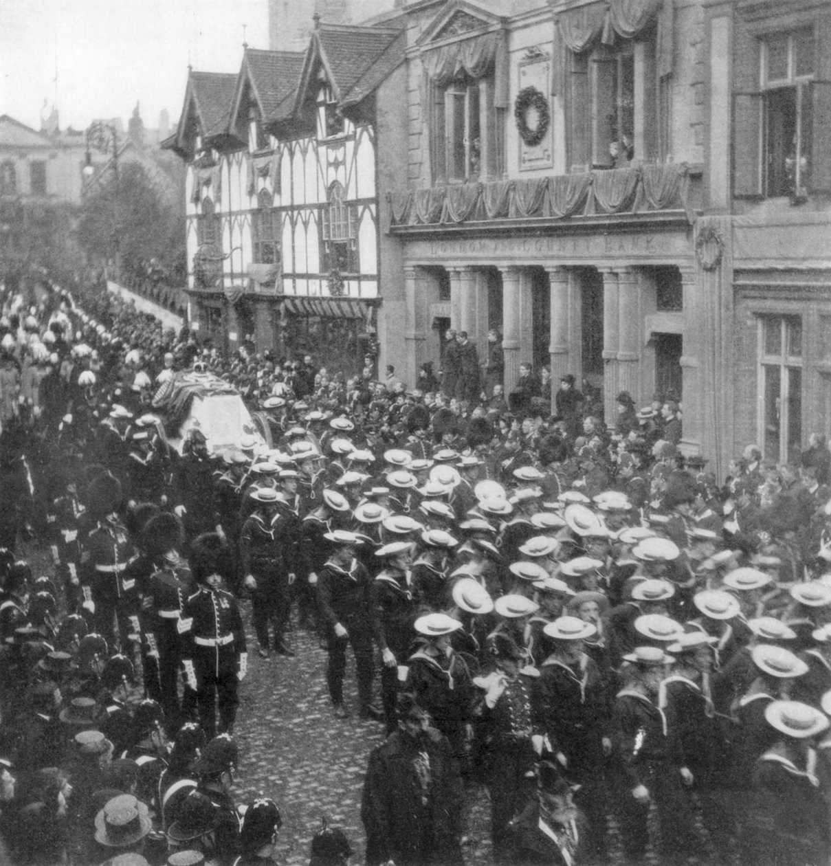 Sailors pulling the gun carriage carrying the coffin of Queen Victoria, Windsor, Berkshire by Unbekannt