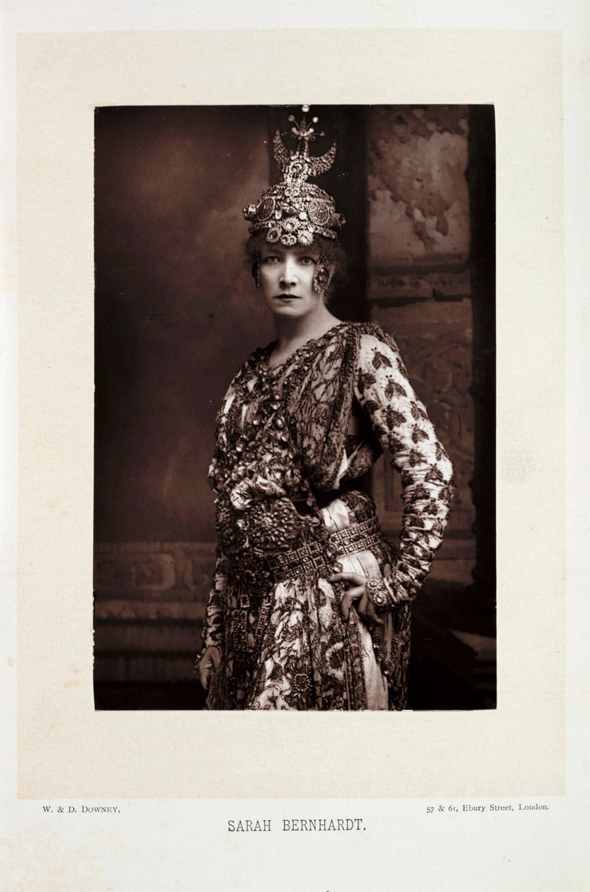 Sarah Bernhardt by Unbekannt