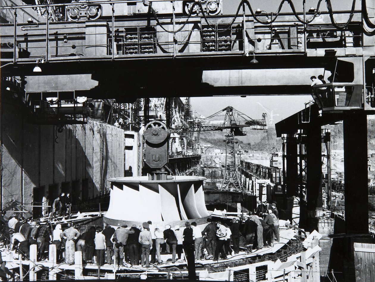 Sayano-Shushenskaya Hydroelectric Station, USSR by Unbekannt