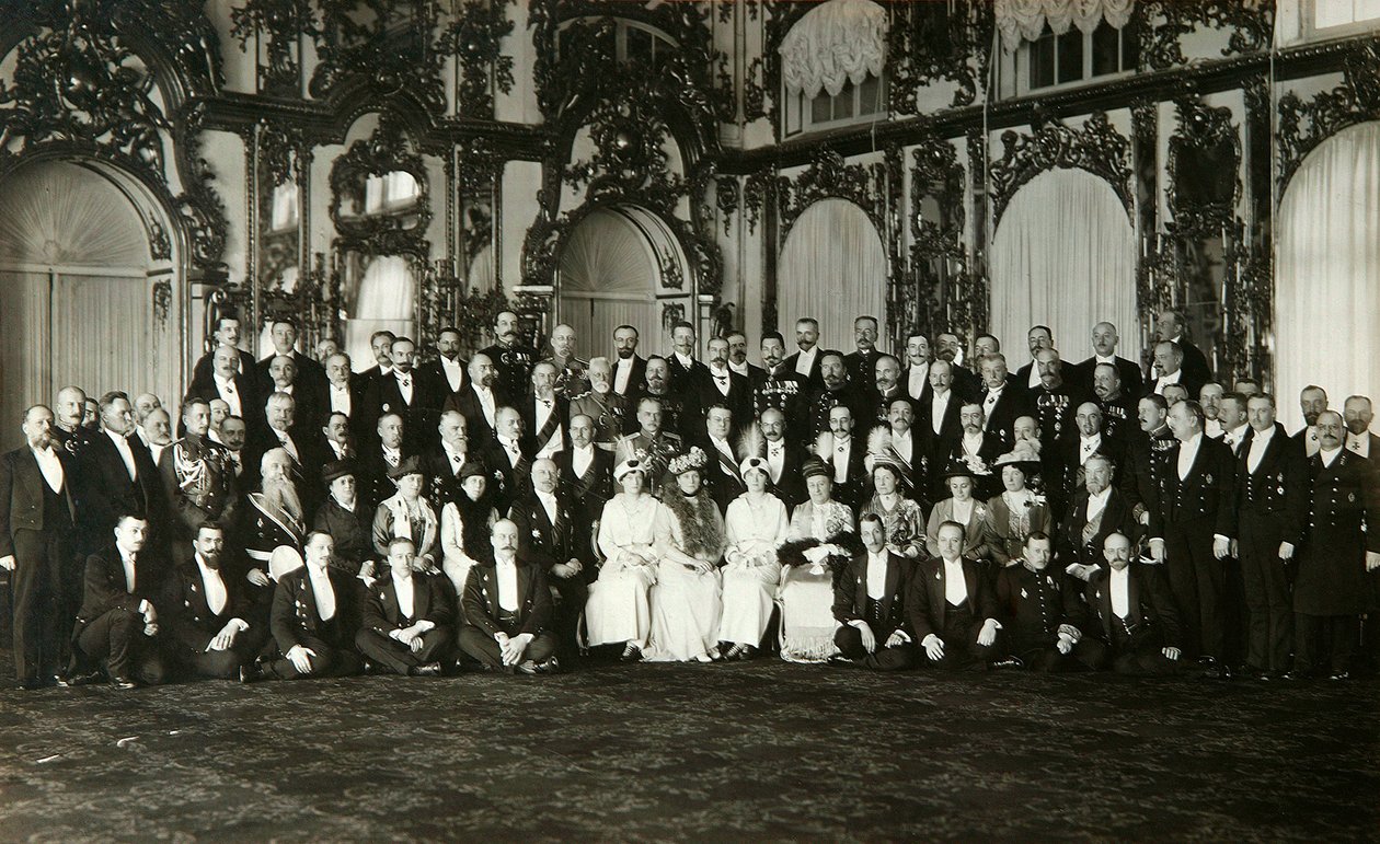 Sitting of the committee of Grand Duchess Tatiana Nikolaievna of Russia by Unbekannt