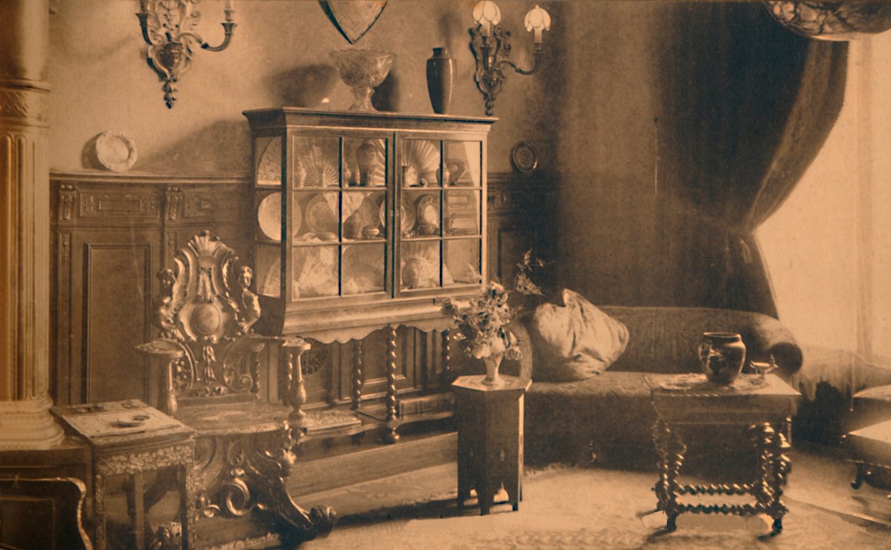 Smoking Room at the Cuban Embassy in Brussels, Belgium, 1927 by Unbekannt
