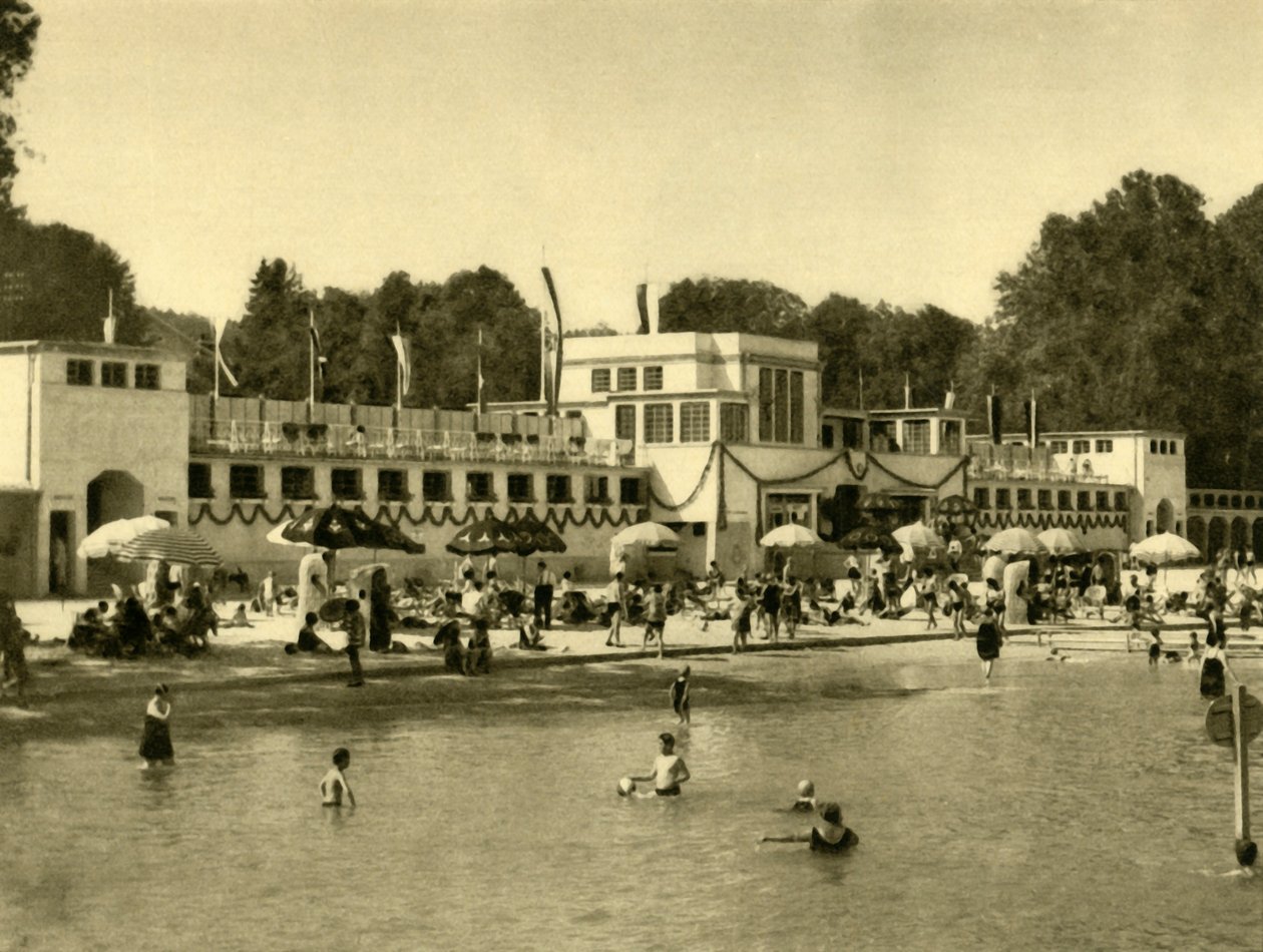 Swimming in Lake Traunsee, Gmunden, Upper Austria, c1935 by Unbekannt
