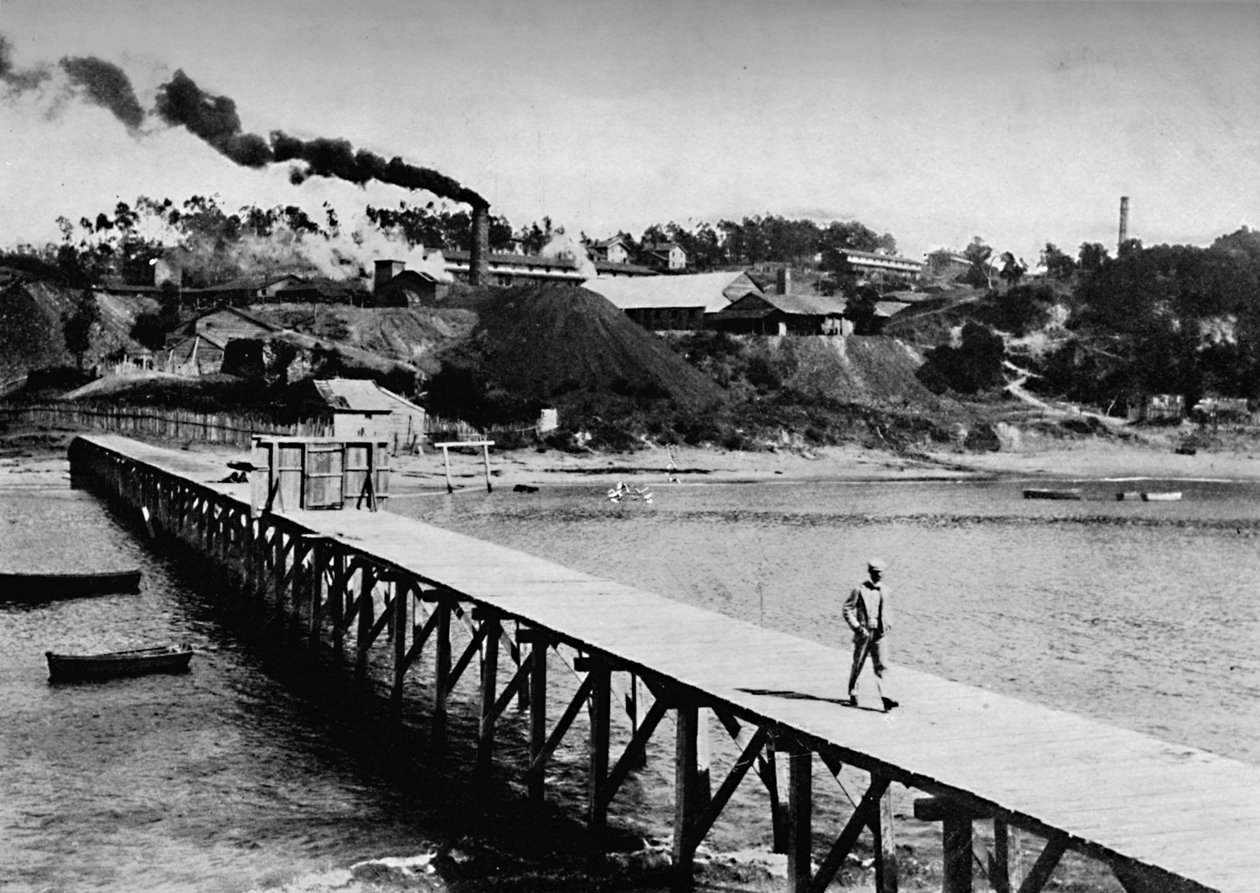The Arauco District To-Day, Wharf at Lota, 1911 by Unbekannt
