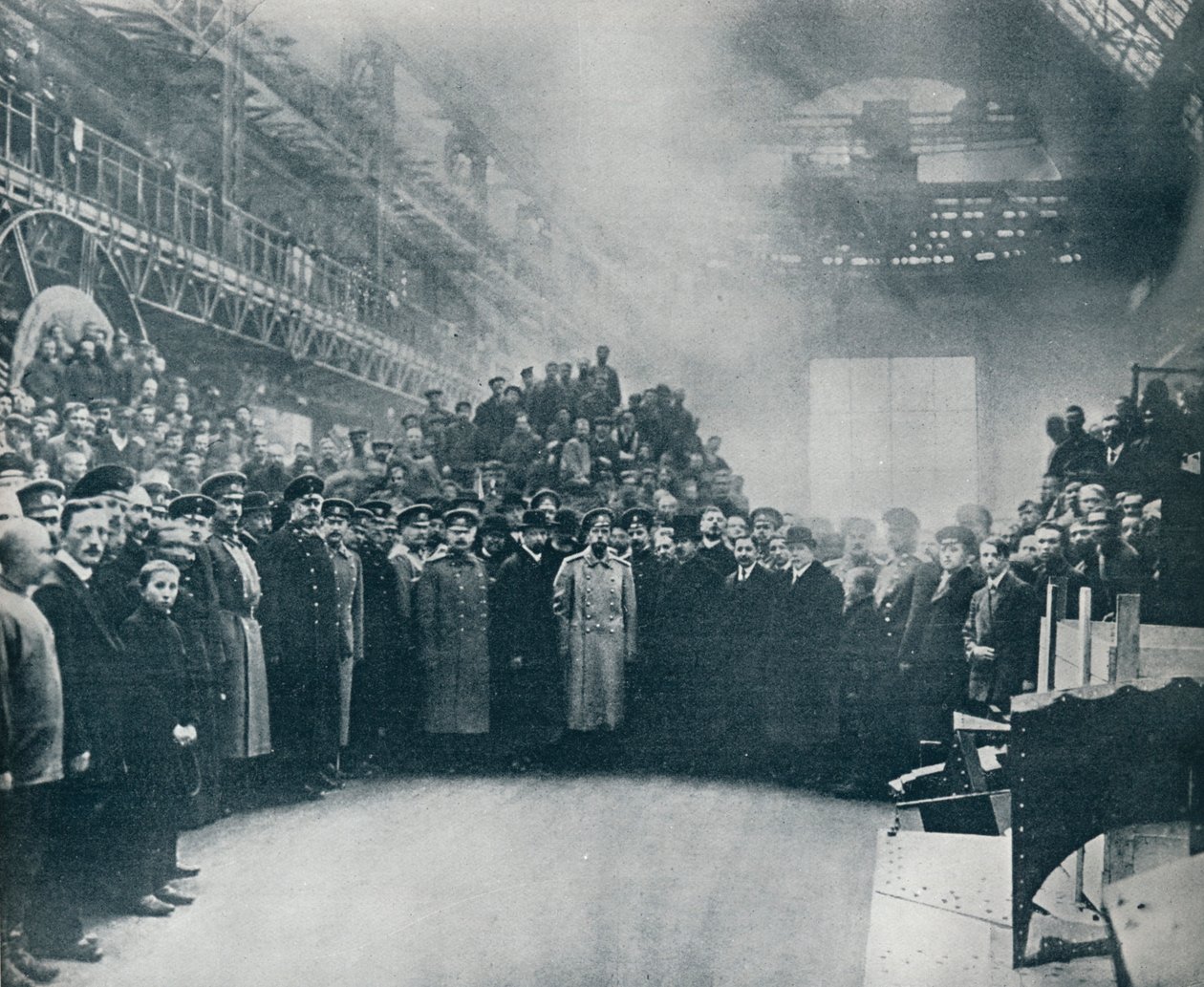 The Czar, taken among the workmen at the great Putiloff Munition and Engineering Works by Unbekannt