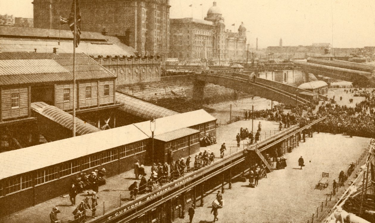 The Great Floating Landing-Stage at Liverpool by Unbekannt