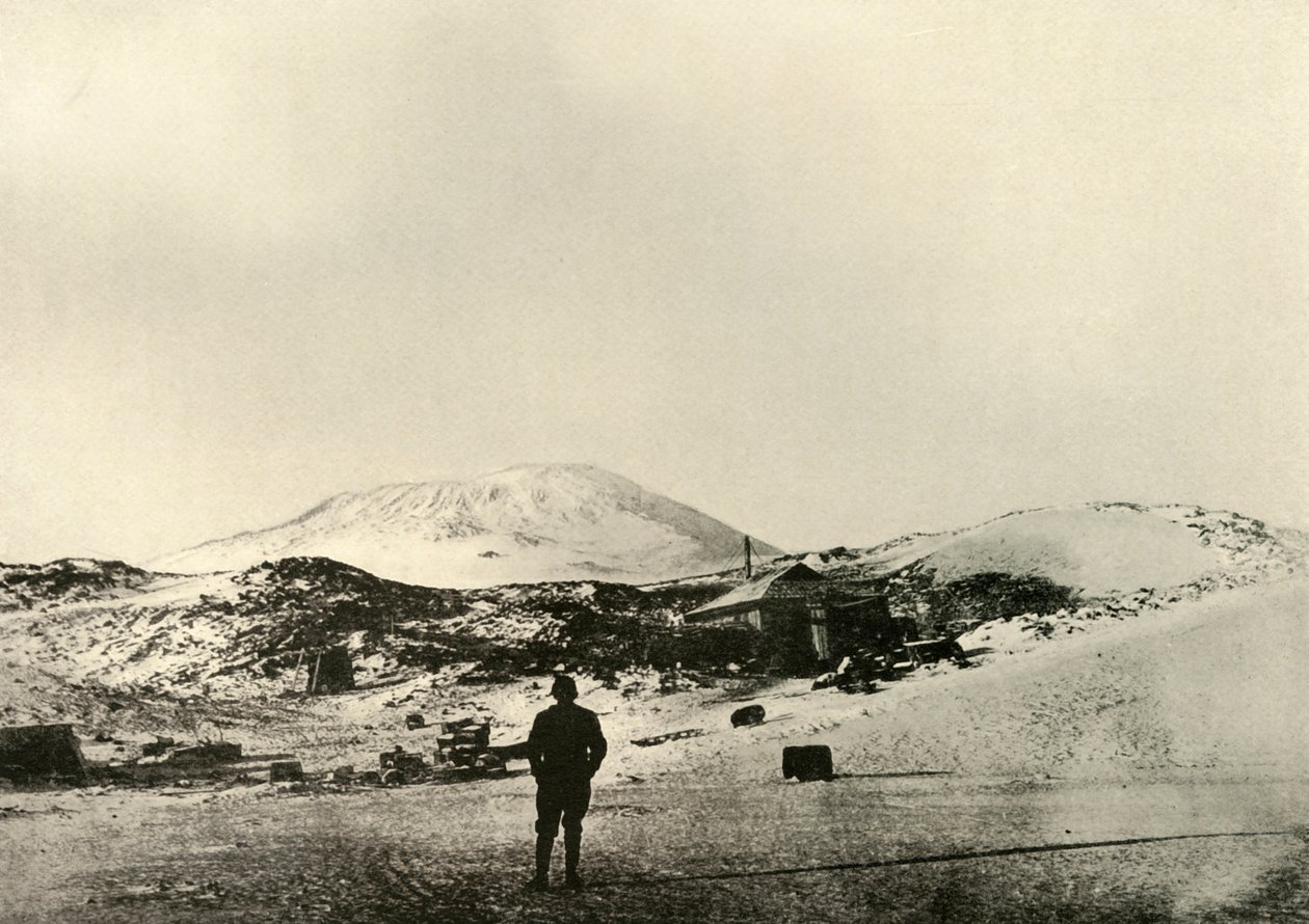 The Hut, with Mount Erebus in the Background, in the Autumn by Unbekannt