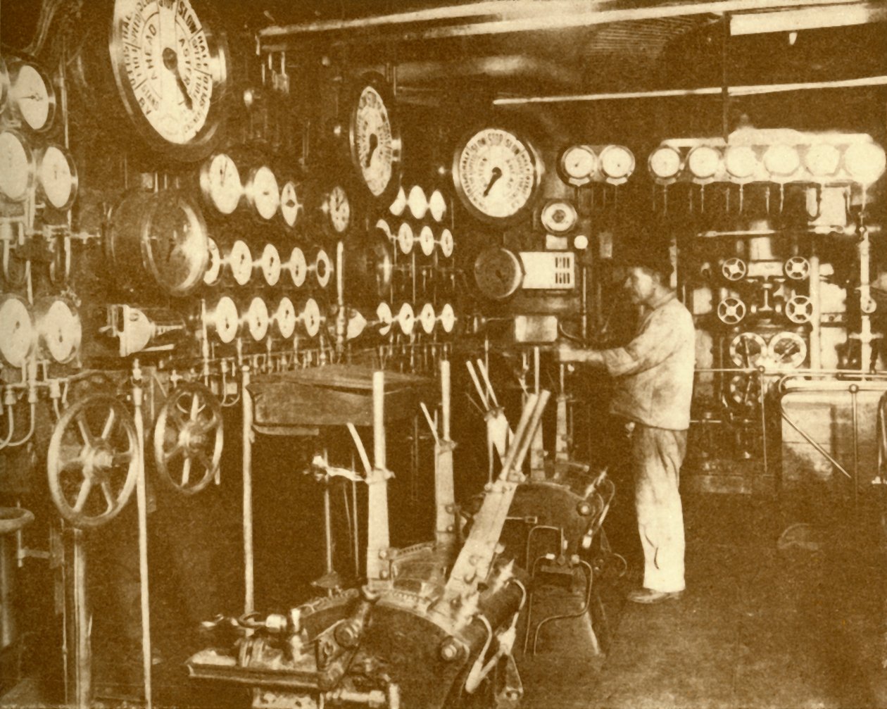 The Main Engine Control Platform of the Aquitania by Unbekannt